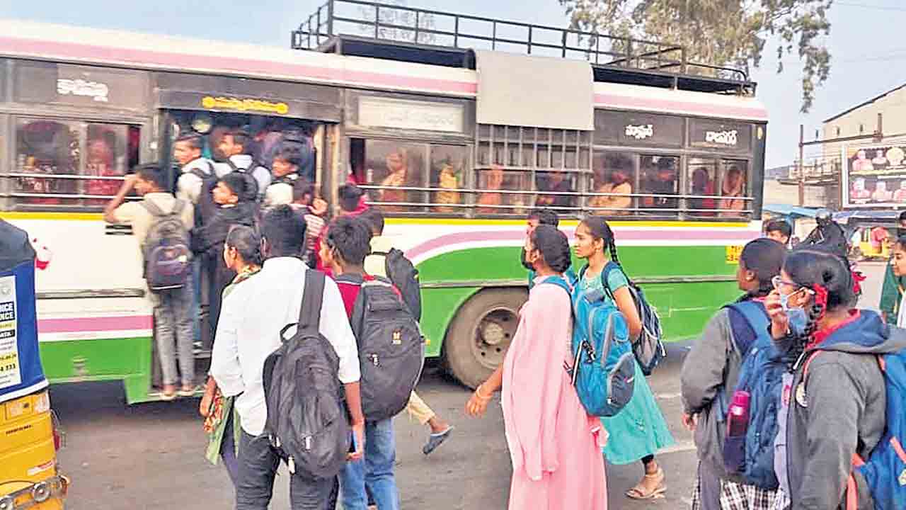 మహాలక్ష్మితో తంటాలు