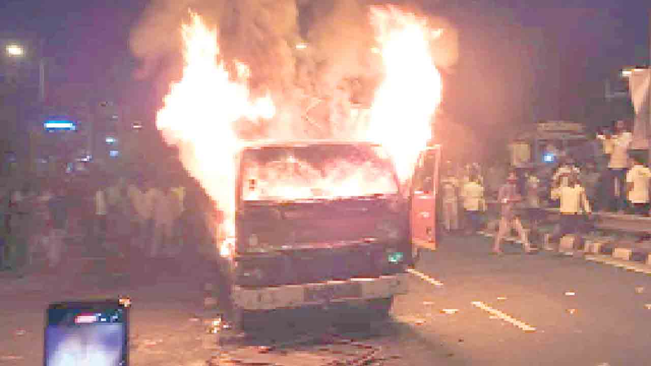 బాలానగర్‌లో ఉద్రిక్తత