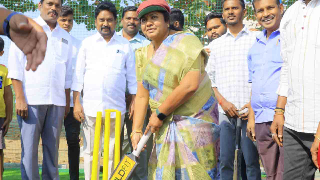 క్రీడల అభివృద్ధికి సంపూర్ణ సహకారం : ఎమ్మెల్యే