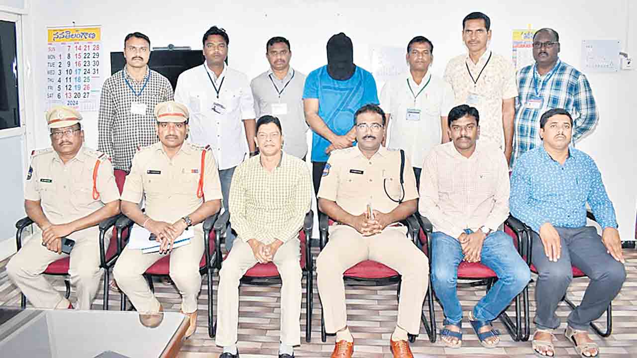 అంతర్రాష్ట్ర మట్కా నిర్వాహకుడి అరెస్టు