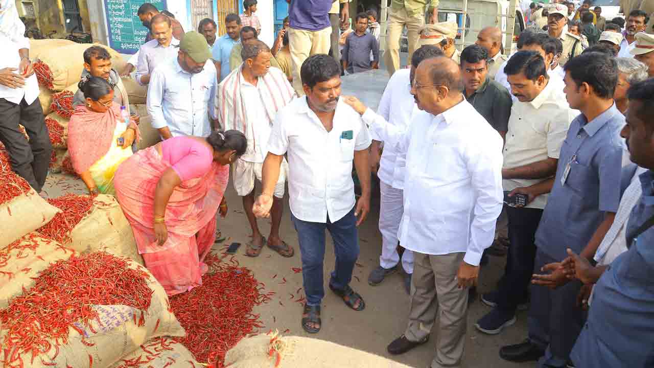 మిర్చి కాంటాలో కోతలెందుకు?