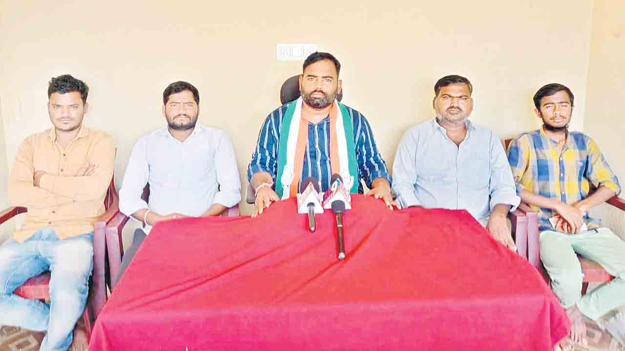 కక్షతోనే సస్పెండ్‌ చేయించారు..