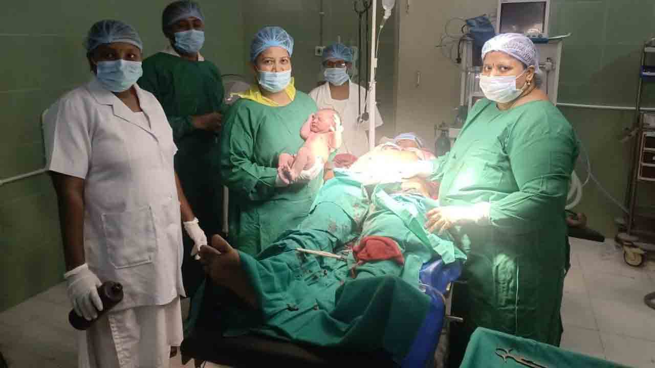 ‘పేట’ సర్కార్‌ దవాఖానలో క్రిటికల్‌ సిజేరియన్‌ సక్సెస్‌