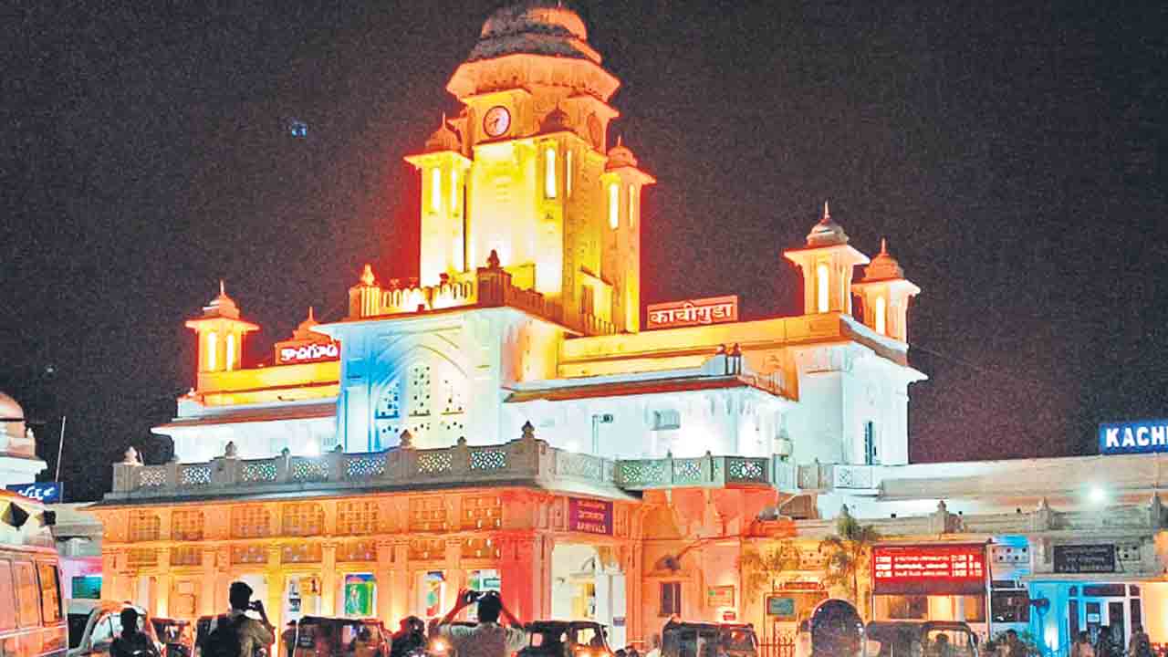 నగరం..రామనామం..!