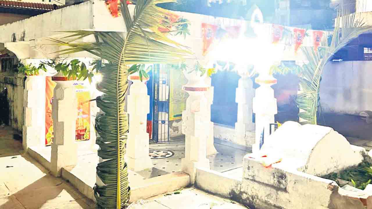 మెదక్లో ప్రాచీన రామాలయం