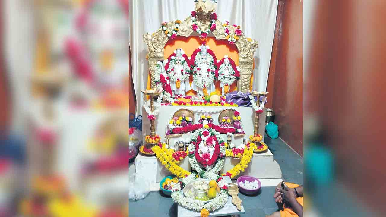 రాముడు నడయాడిన నేల..