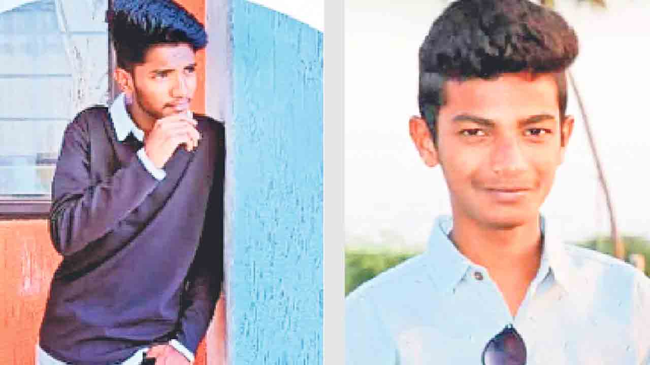 ఇద్దరు బీటెక్‌ విద్యార్థుల దుర్మరణం