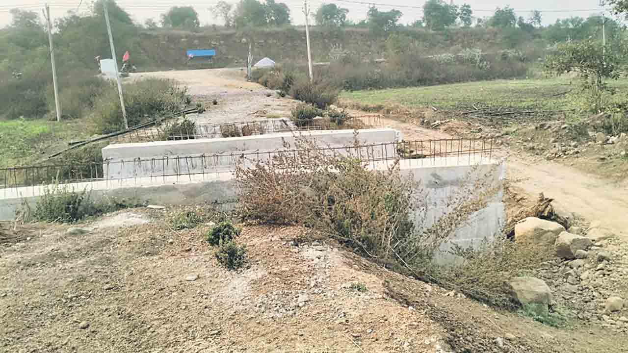 Congress | అభివృద్ధి పనులకు గ్రహణం.. కేసీఆర్‌ ప్రభుత్వం మంజూరు చేసిన వందలకోట్ల పనులను ఆపిన కాంగ్రెస్‌ సర్కార్‌