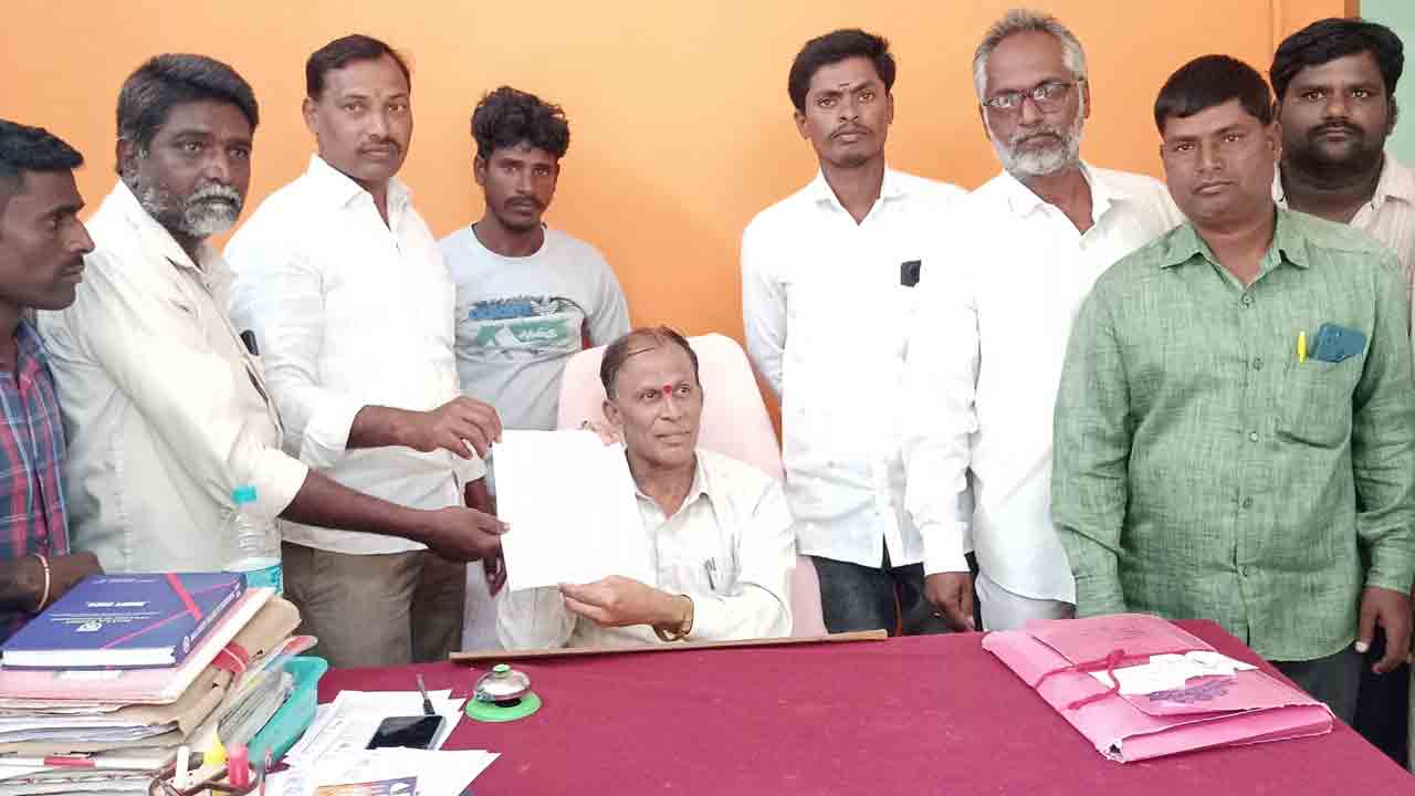 ఎంపీటీసీ సంతకం ఫోర్జరీ