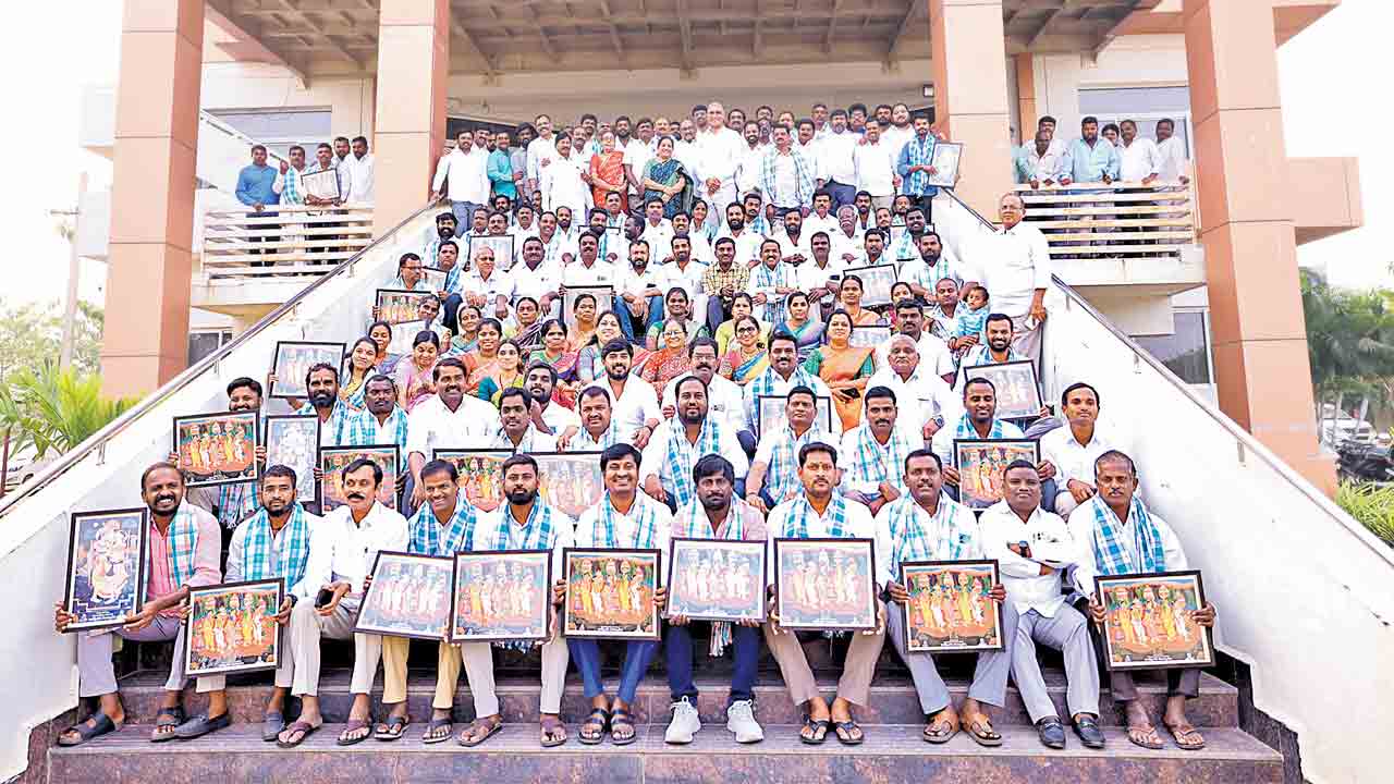 స్వచ్ఛతలో స్ఫూర్తి అవార్డుల్లో ఆదర్శం సిద్దిపేట