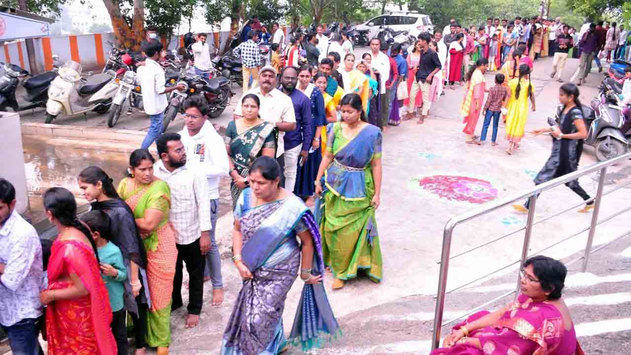 కొత్త సంబురం