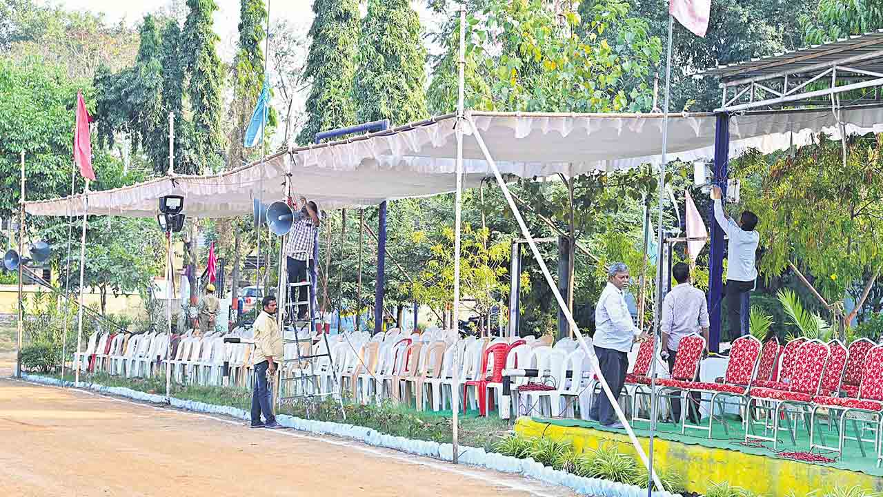 గణతంత్ర ఉత్సవాలకు ముస్తాబు