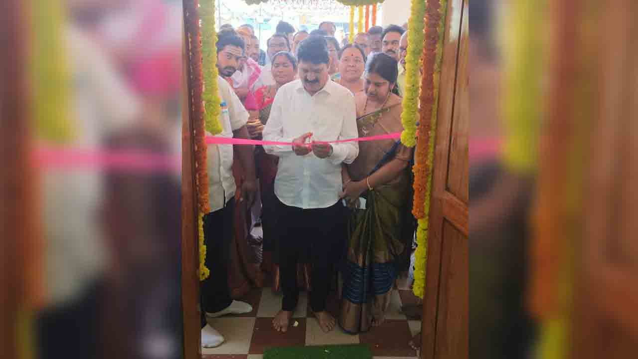 నియోజకవర్గంలో ప్రజాసమస్యలను పరిష్కరిస్తాం..