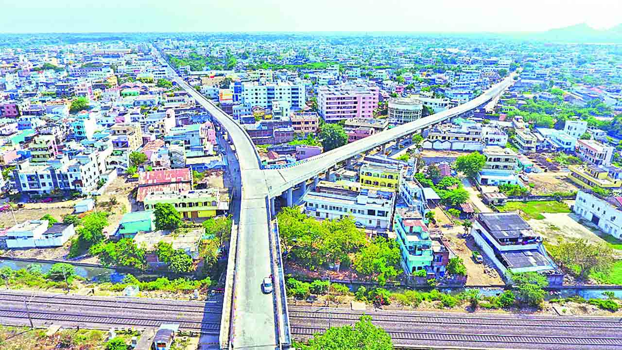 వరంగల్‌లో రియల్‌ జోరు