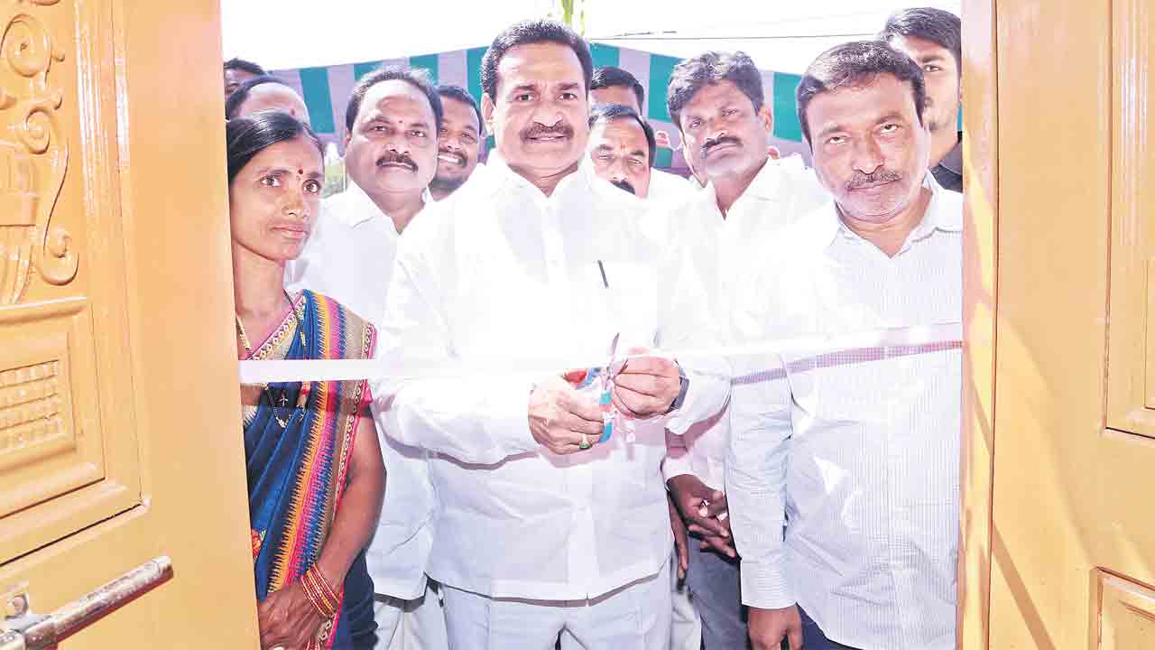 పదవి లేకున్నా ప్రజల్లోనే ఉంటా..