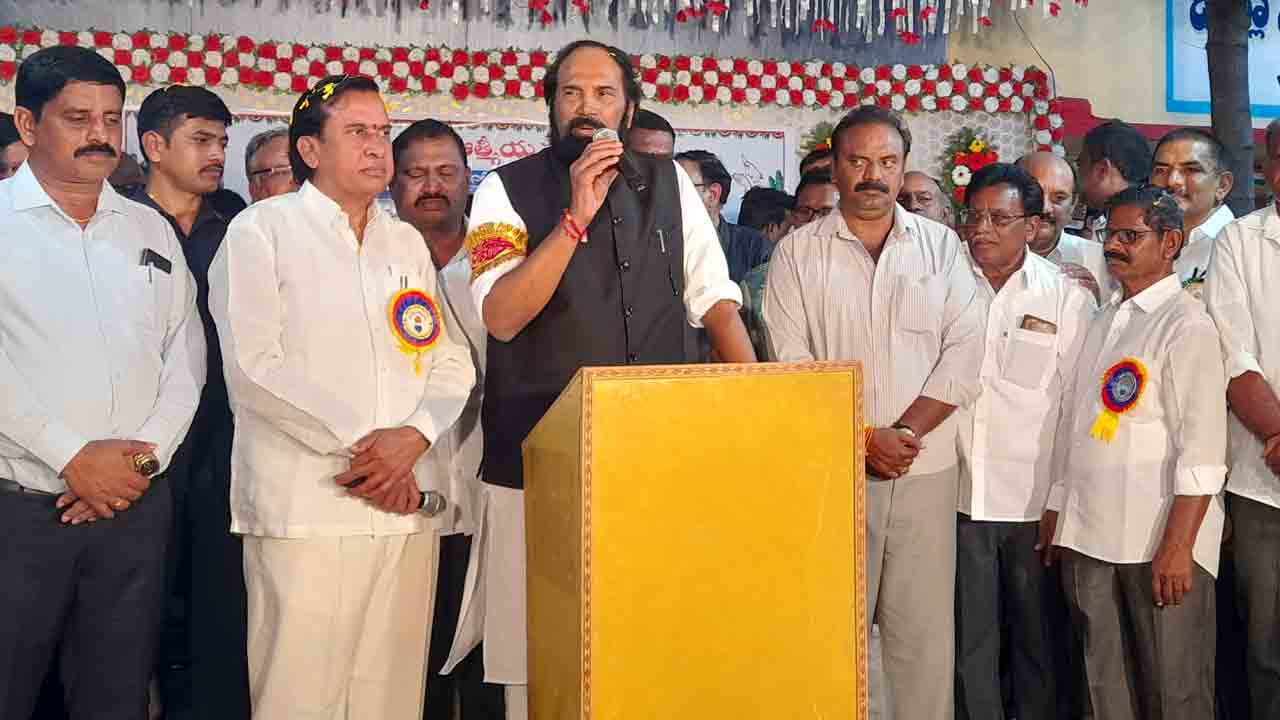 ప్రభుత్వ పాఠశాలల అభివృద్ధికి కృషి