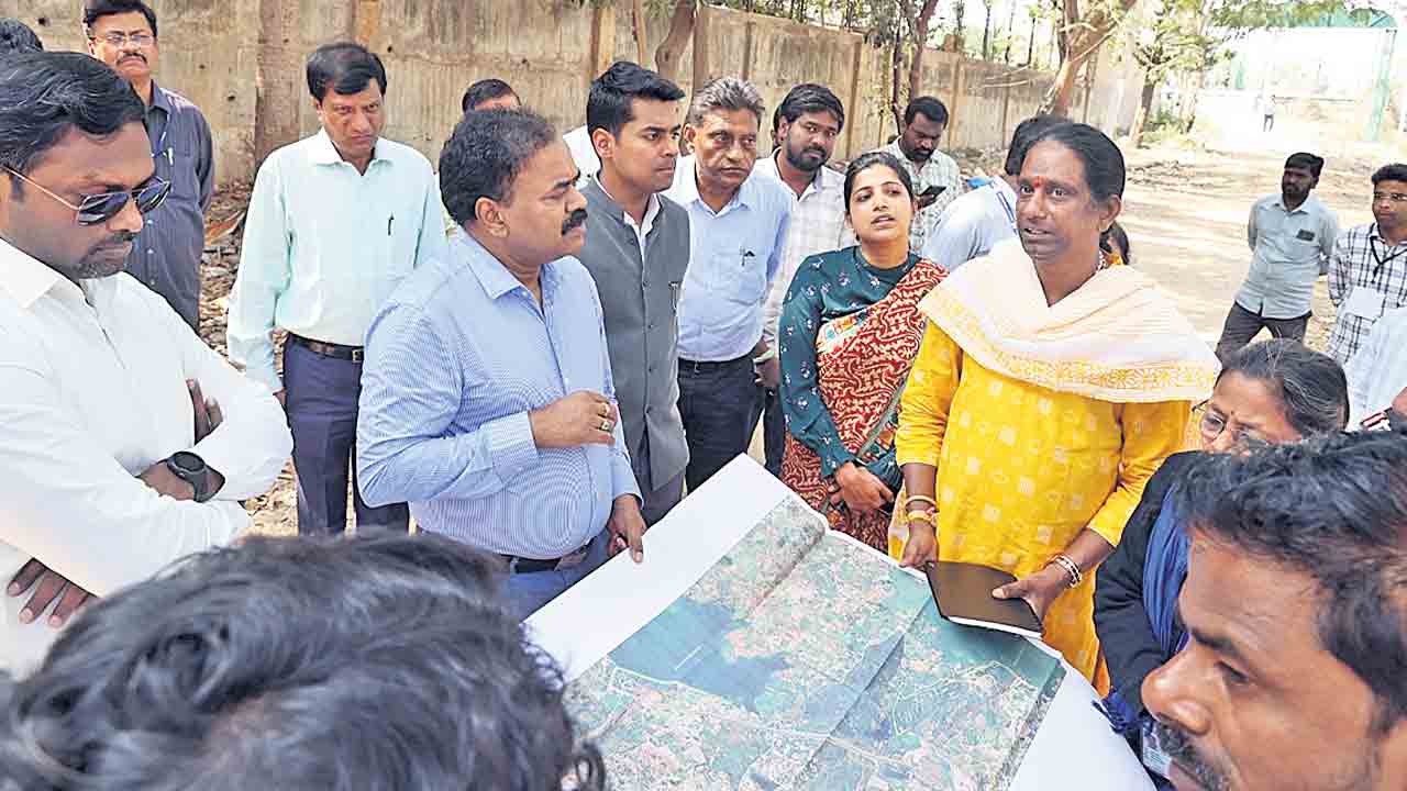 మూసీ బఫర్‌లో అక్రమ నిర్మాణాలను గుర్తిద్దాం