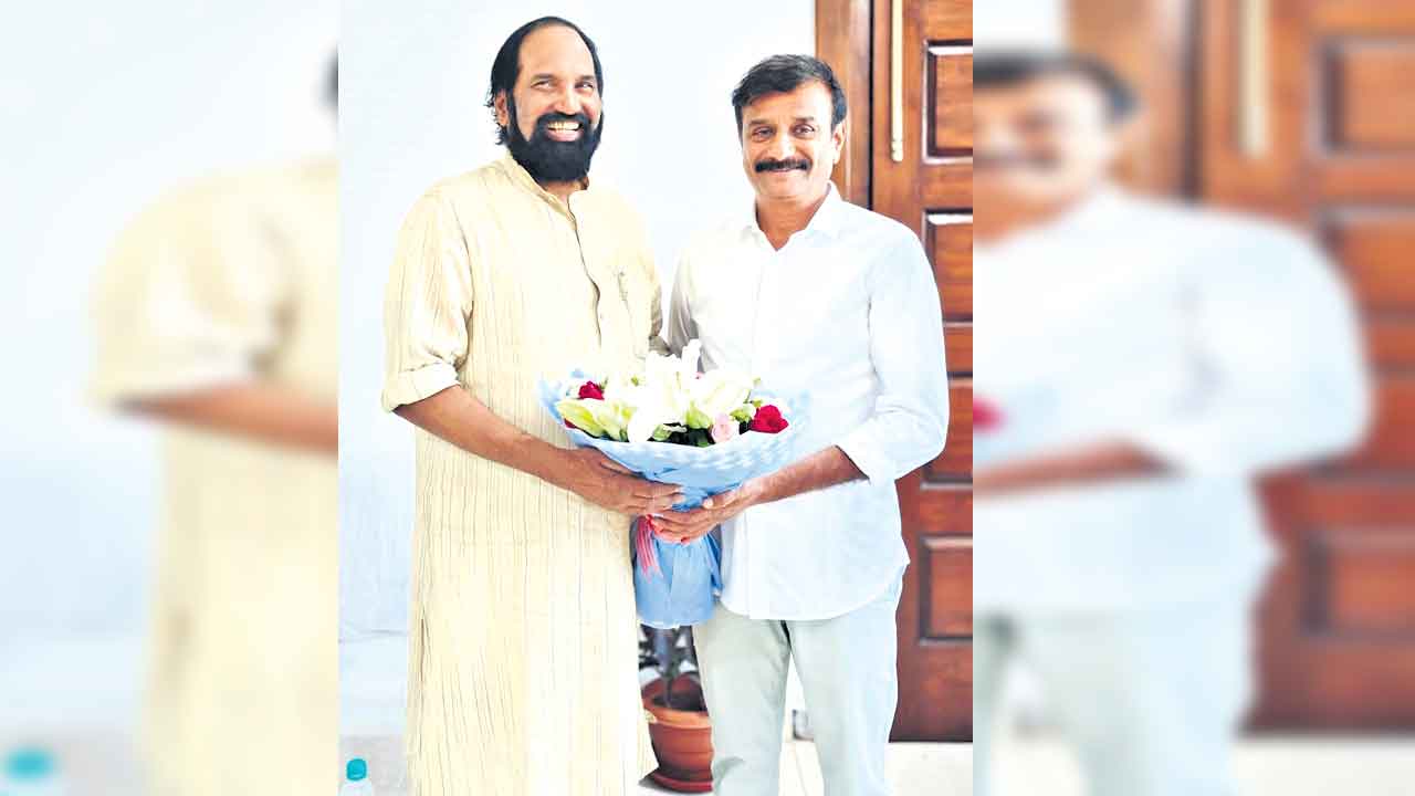 ఉపకాల్వలను వెంటనే పూర్తి చేయాలి