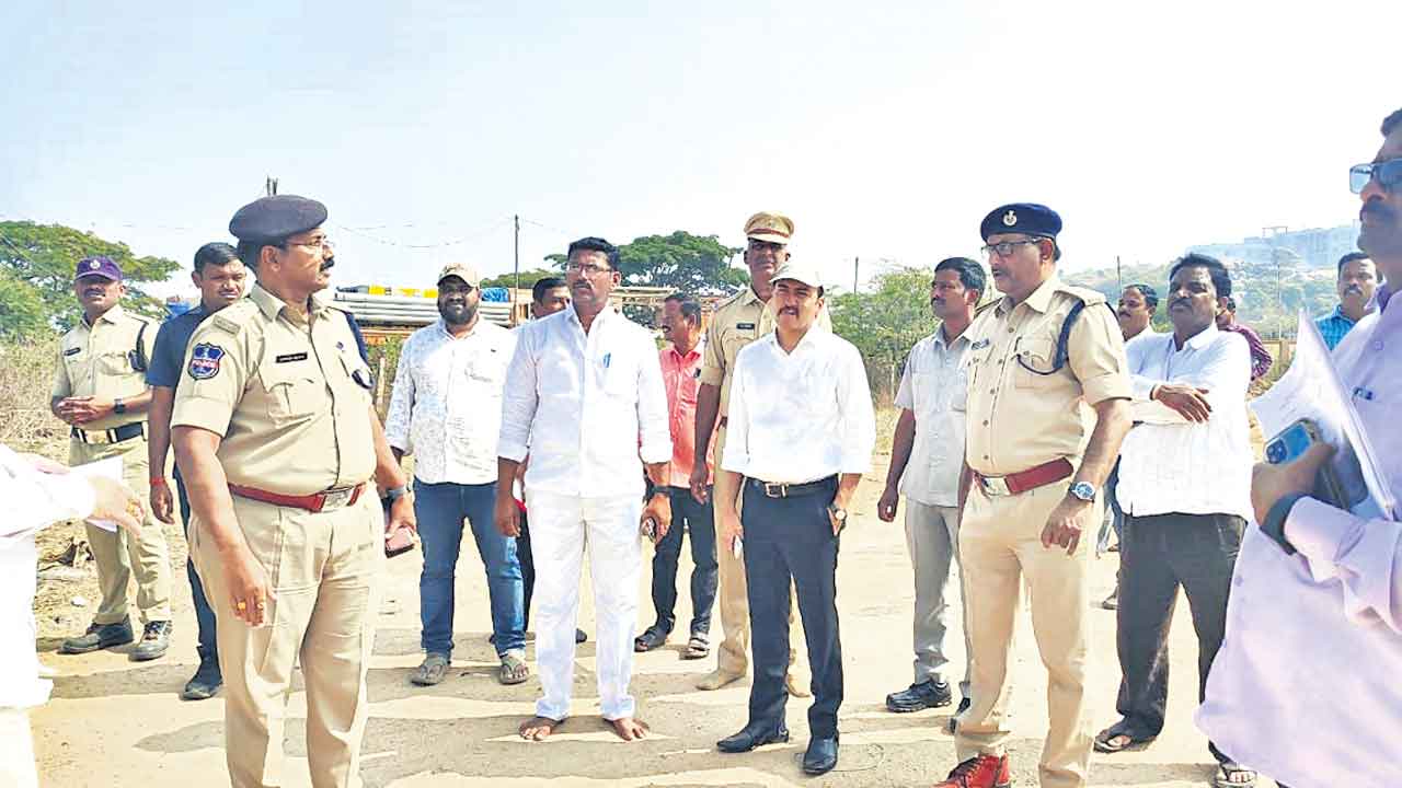 ‘మల్లన్న’ కల్యాణాన్ని దిగ్విజయం చేయాలి