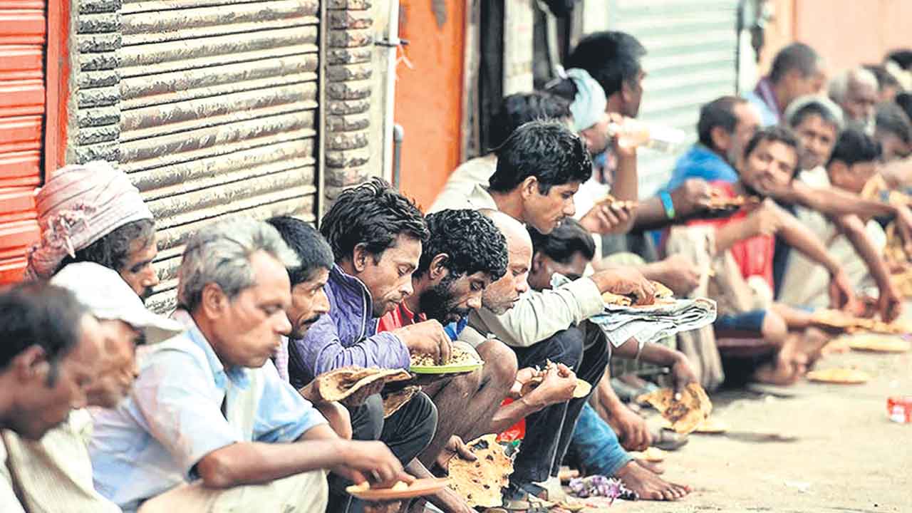 India | ఉపాధి రహిత అభివృద్ధి దేశానికి ముప్పు