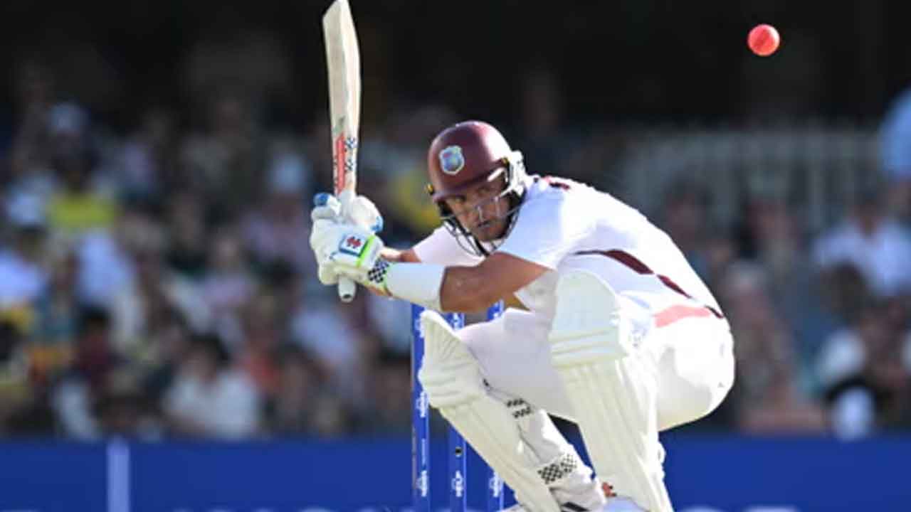 వెస్టిండీస్‌ 266/8