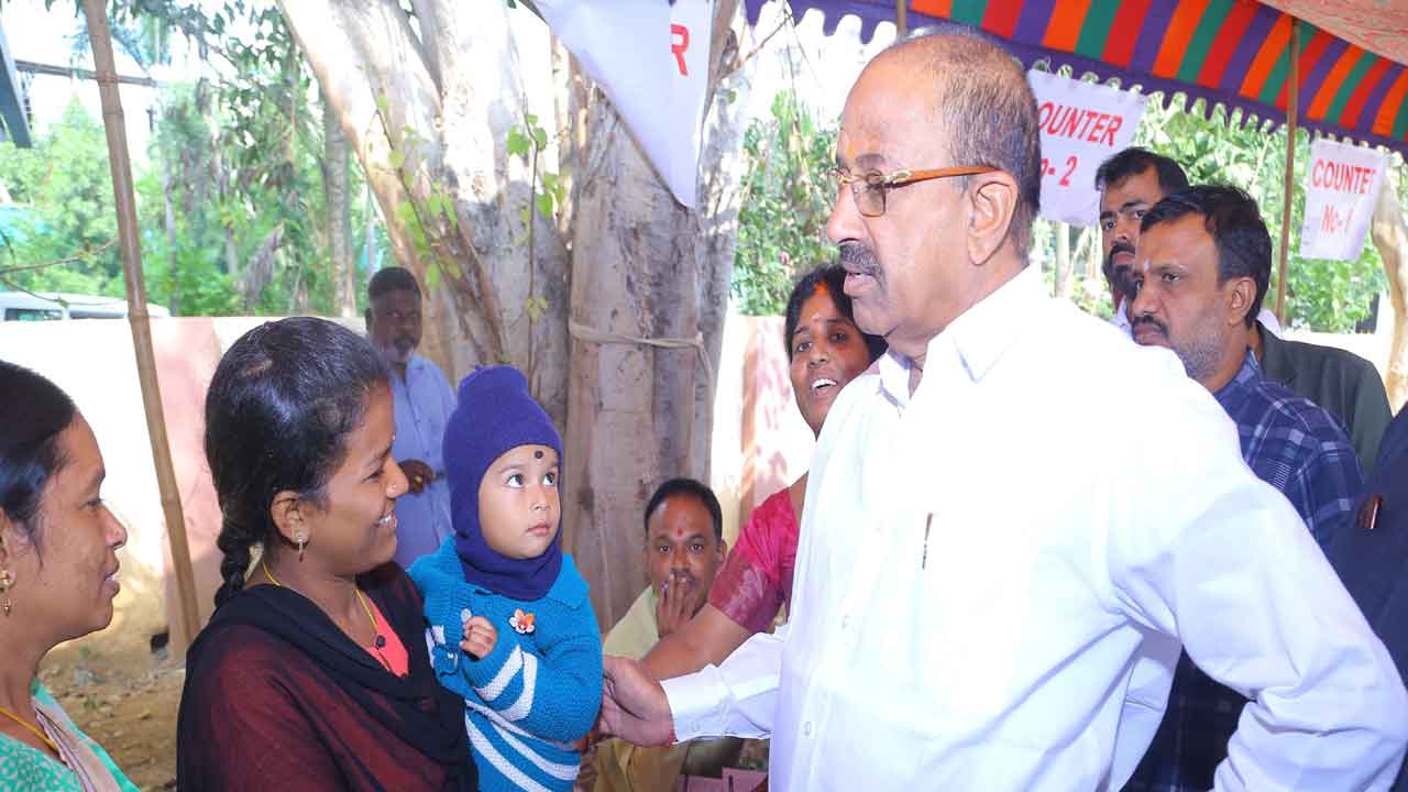 ప్రజల వద్దకు పాలన లక్ష్యంతోనే ‘ప్రజాపాలన’ దరఖాస్తుల స్వీకరణ