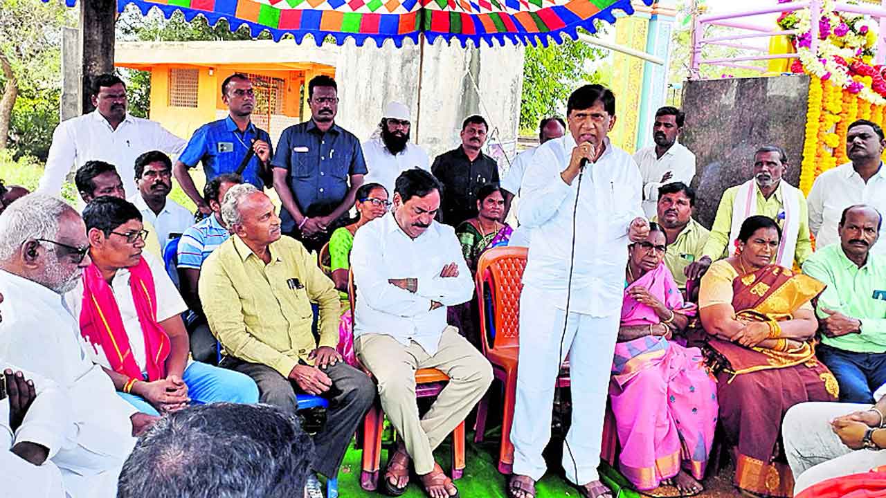 పదవులను తృణప్రాయంగా వదిలిన చరిత్ర బీఆర్‌ఎస్‌దే