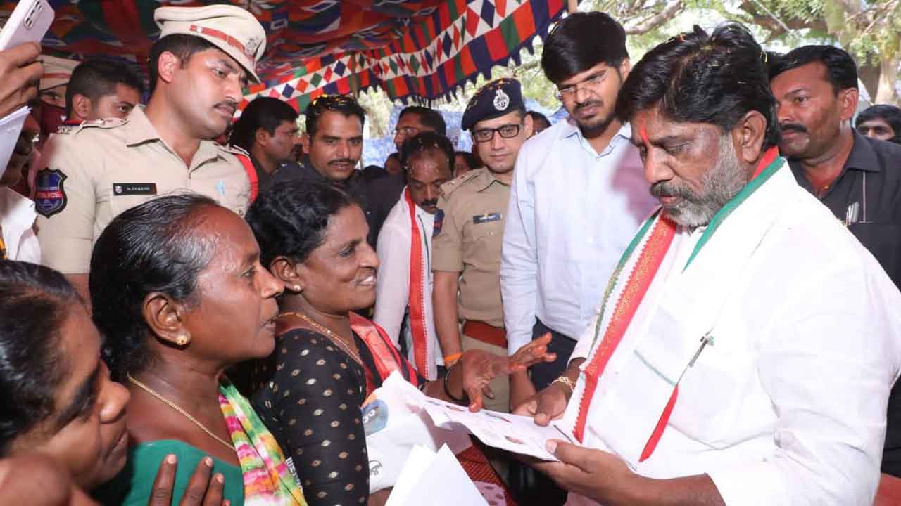 తెలంగాణలో ఇందిరమ్మ రాజ్యాన్ని స్థాపిస్తాం