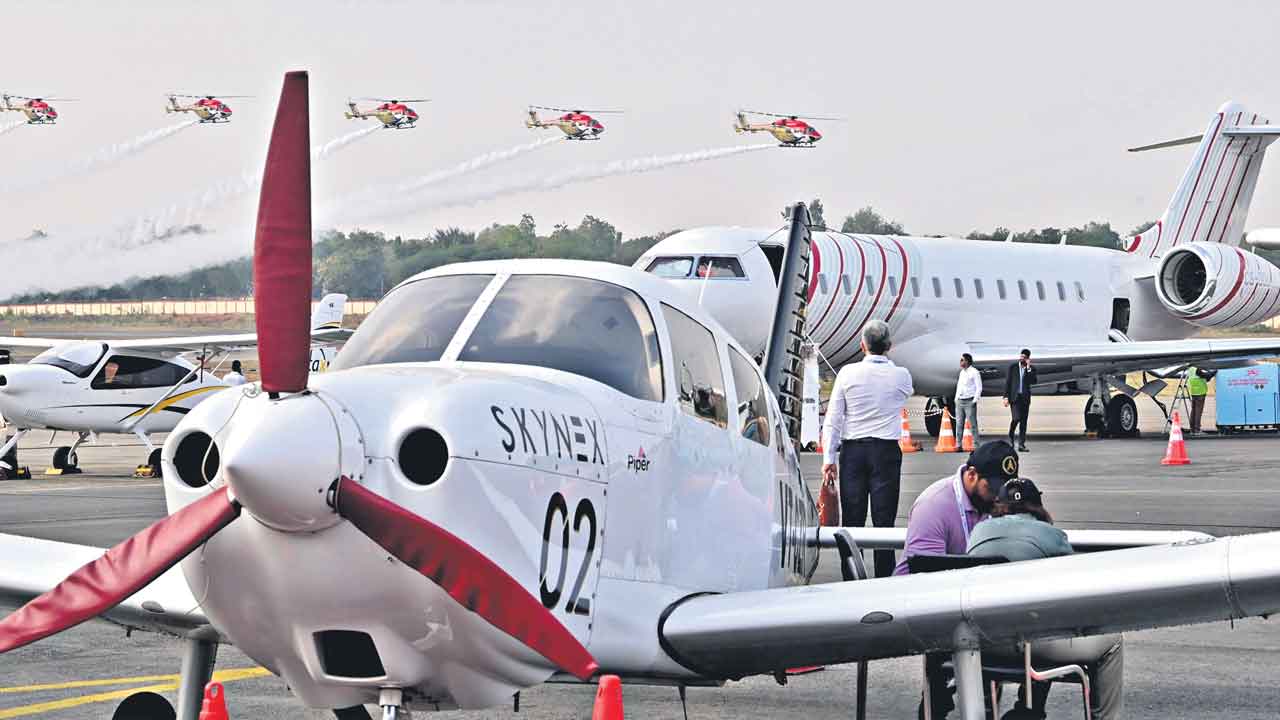 కొత్త ఫ్లైట్ల అవసరమెంతో..