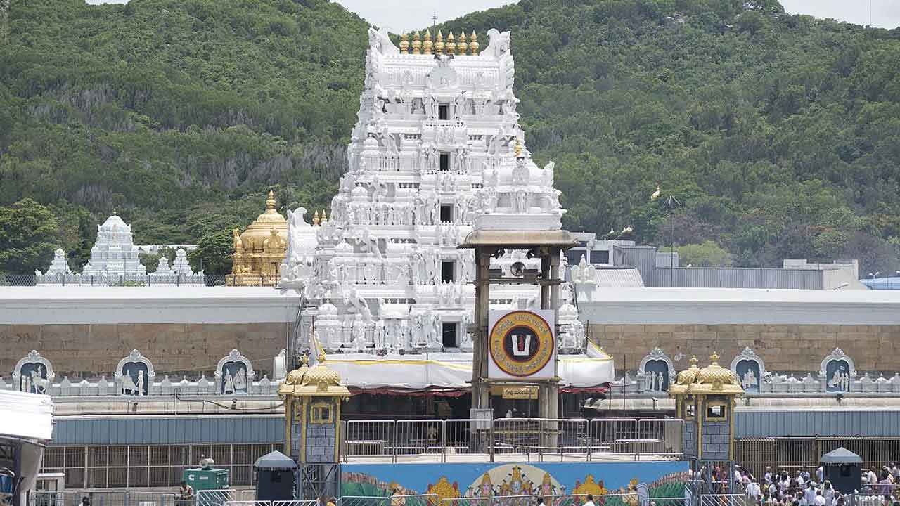 నేటి నుంచి శ్రీవారి సర్వదర్శనం టోకెన్ల జారీ