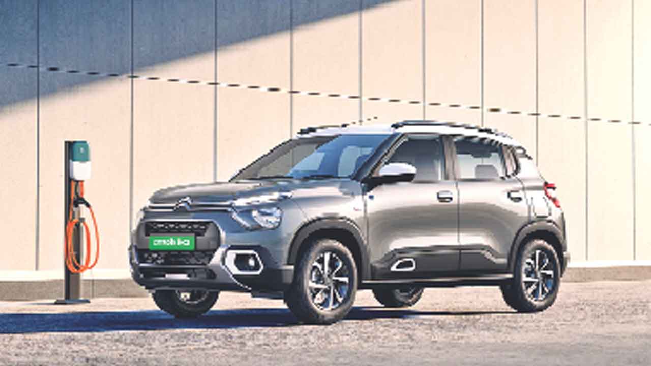 సింగిల్‌ చార్జ్‌తో 320 కిలోమీటర్లు