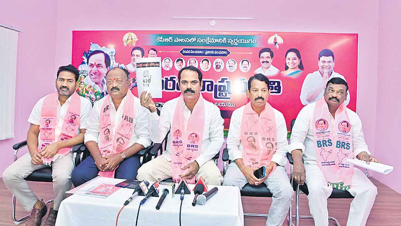 నిజామాబాద్‌ నుంచి కవిత పోటీ చేయాలి