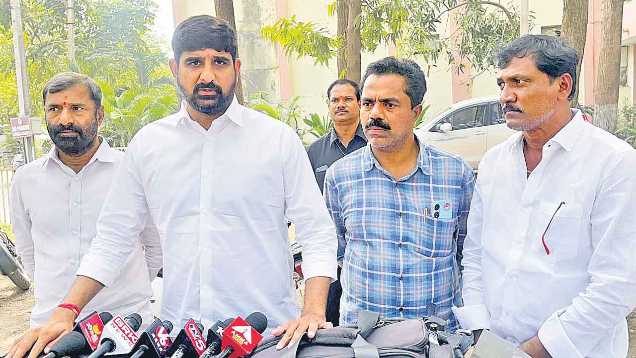 25న ‘జమ్మికుంట’లో అవిశ్వాసం