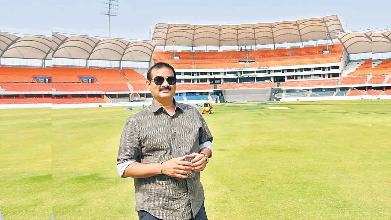 Uppal Test Match | ఉప్పల్‌లో భారత్‌, ఇంగ్లండ్‌ టెస్ట్‌ మ్యాచ్‌.. 18 నుంచి ఆన్‌లైన్‌లో టికెట్లు