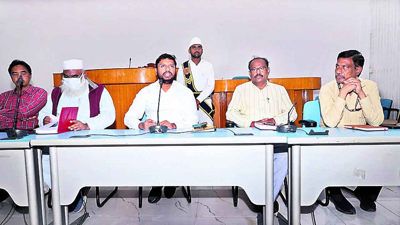 నగరానికి నాలుగోసారి