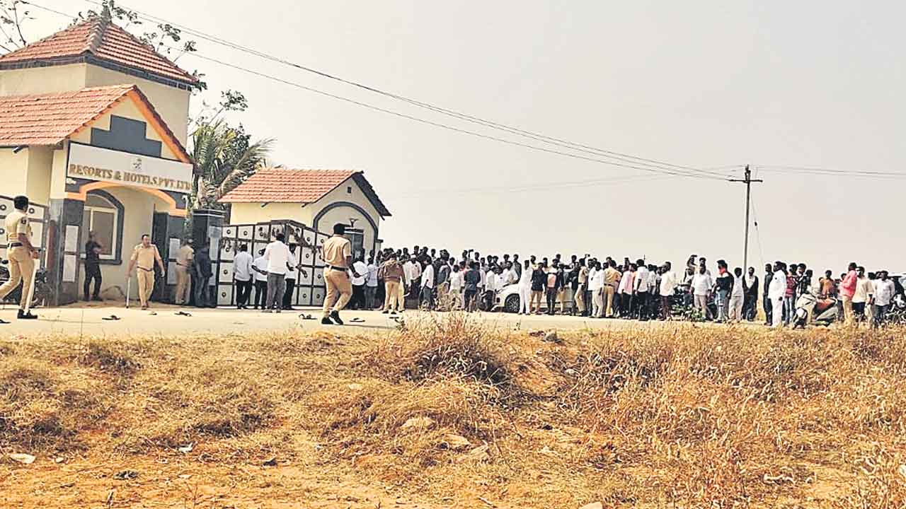 కొత్తూరులో ‘జమ్మికుంట’ రాజకీయం