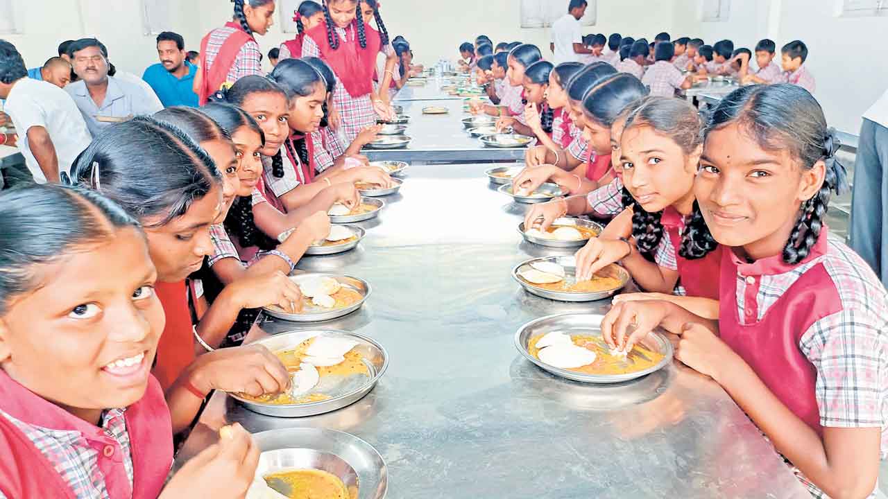 Breakfast Scheme | జాతీయ స్థాయిలో మరో కేసీఆర్ పథకం.. బ్రేక్ఫాస్ట్ స్కీం దేశమంతా అమలుకు కేంద్రం యోచన