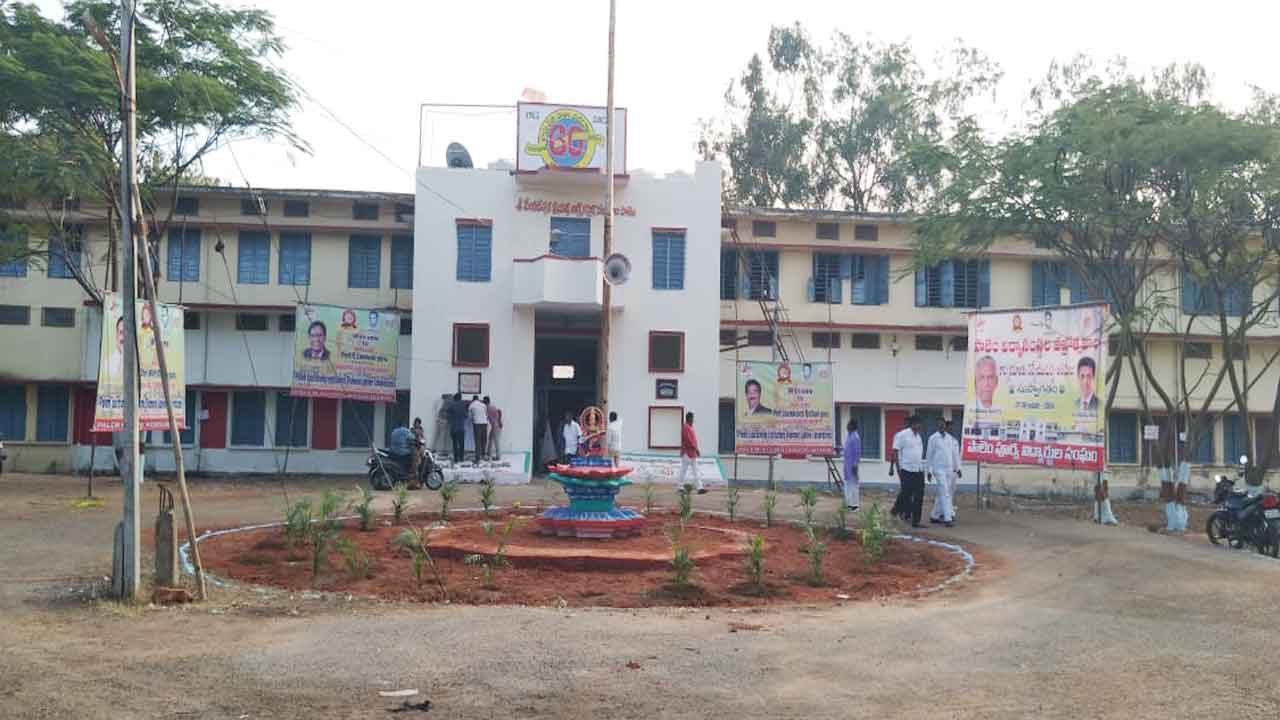 వజ్రోత్సవానికి వేళాయే..