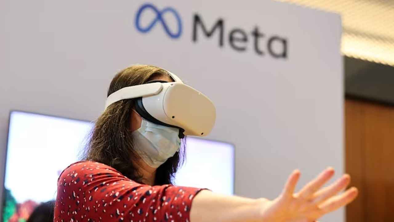 యూకే బాలికపై వర్చువల్‌ గ్యాంగ్‌రేప్‌