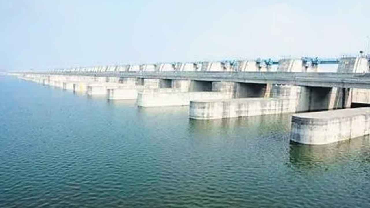 మేడిగడ్డ ఆరో బ్లాకులో ఇన్వెస్టిగేషన్ పనులు