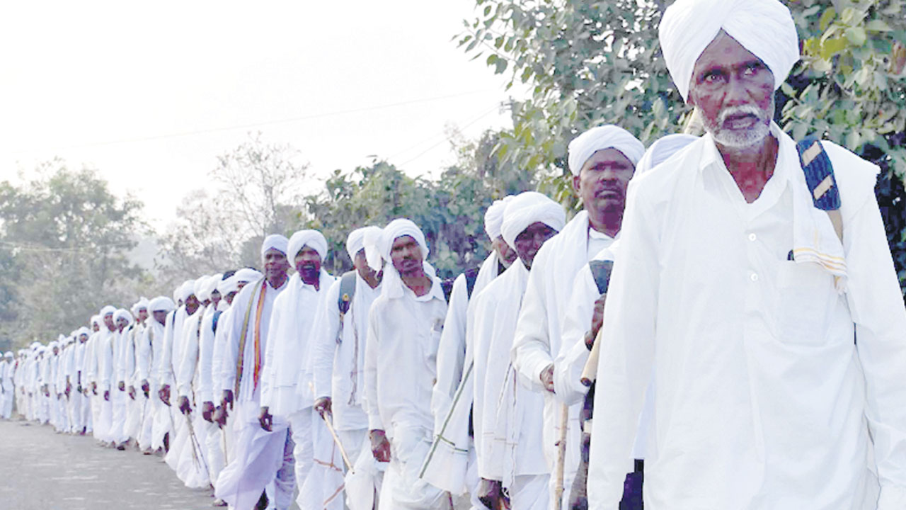 గంగాజల సేకరణకు పయనం