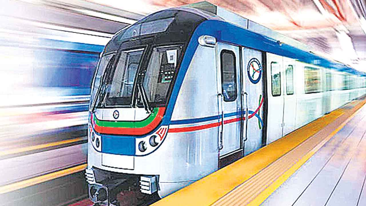 Airport Metro | మెట్రో వంకరటింకర!.. ఎయిర్‌పోర్టు లైన్‌పై గందరగోళంగా సీఎం వ్యాఖ్యలు