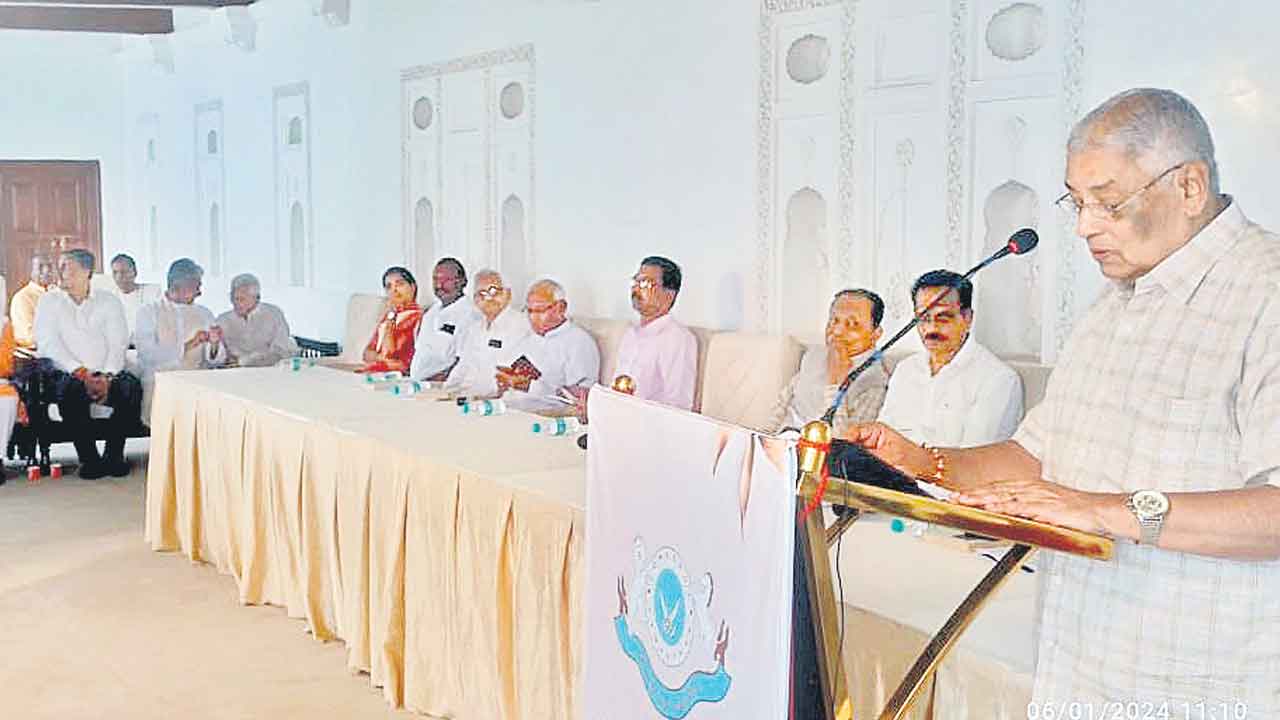 గడీకోట ఆధ్వర్యంలో తెలుగు సాహిత్య సదస్సు