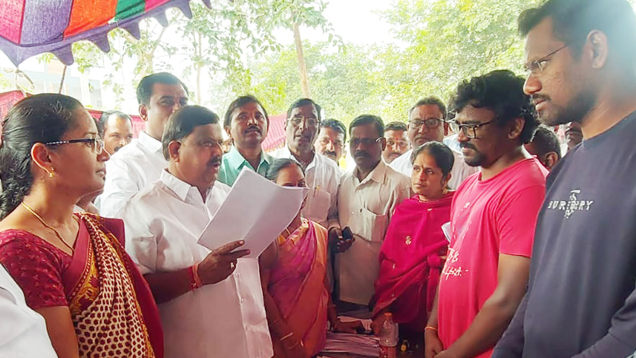 అర్హులందరికీ సంక్షేమ పథకాలు