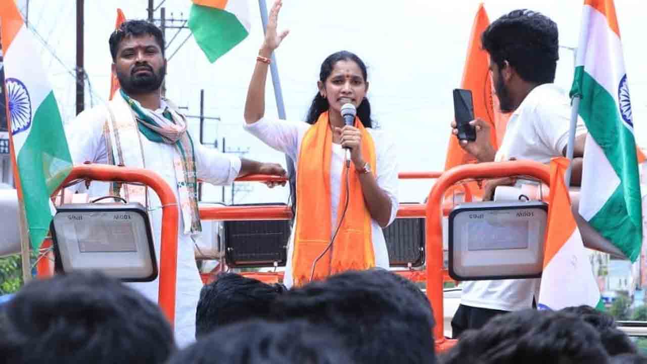 అగ్రి ఉద్యాన వర్సిటీ భూములు హైకోర్టుకు వద్దు : ఏబీవీపీ