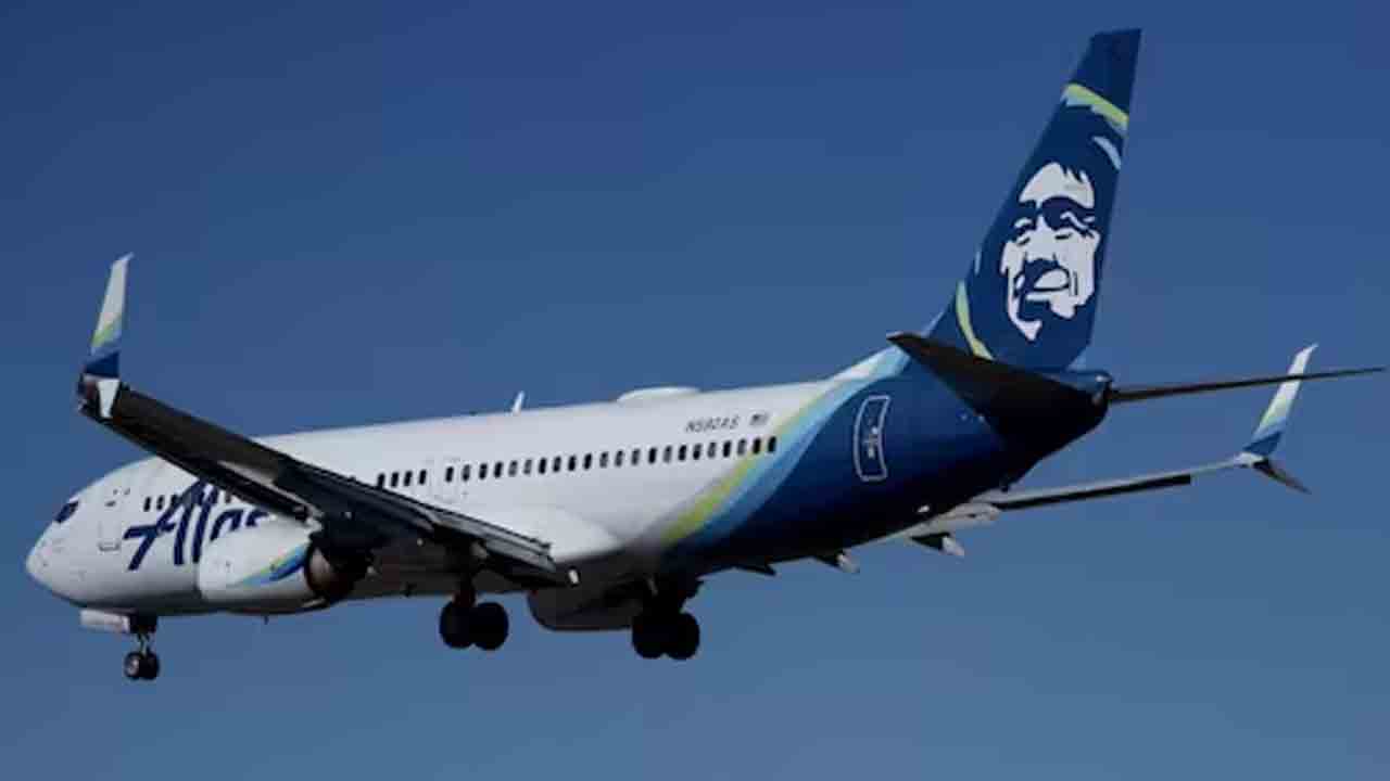 Alaska Air lines | అలాస్కా బోయింగ్‌ విమానాల గ్రౌండింగికు కారణాలు ఇవే…