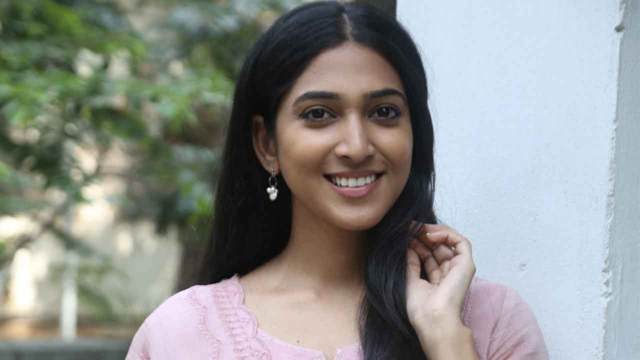 ఏ ఉద్యోగం నచ్చలేదు