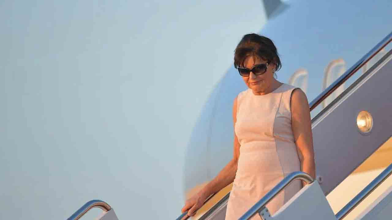 Donald Trump | అమెరికా మాజీ అధ్యక్షుడు ట్రంప్‌ ఇంట విషాదం.. మెలానియా తల్లి మృతి