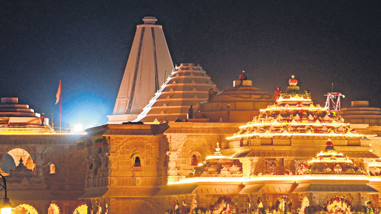 రాములోరి దర్శనానికి స్పెషల్‌ రైళ్లు