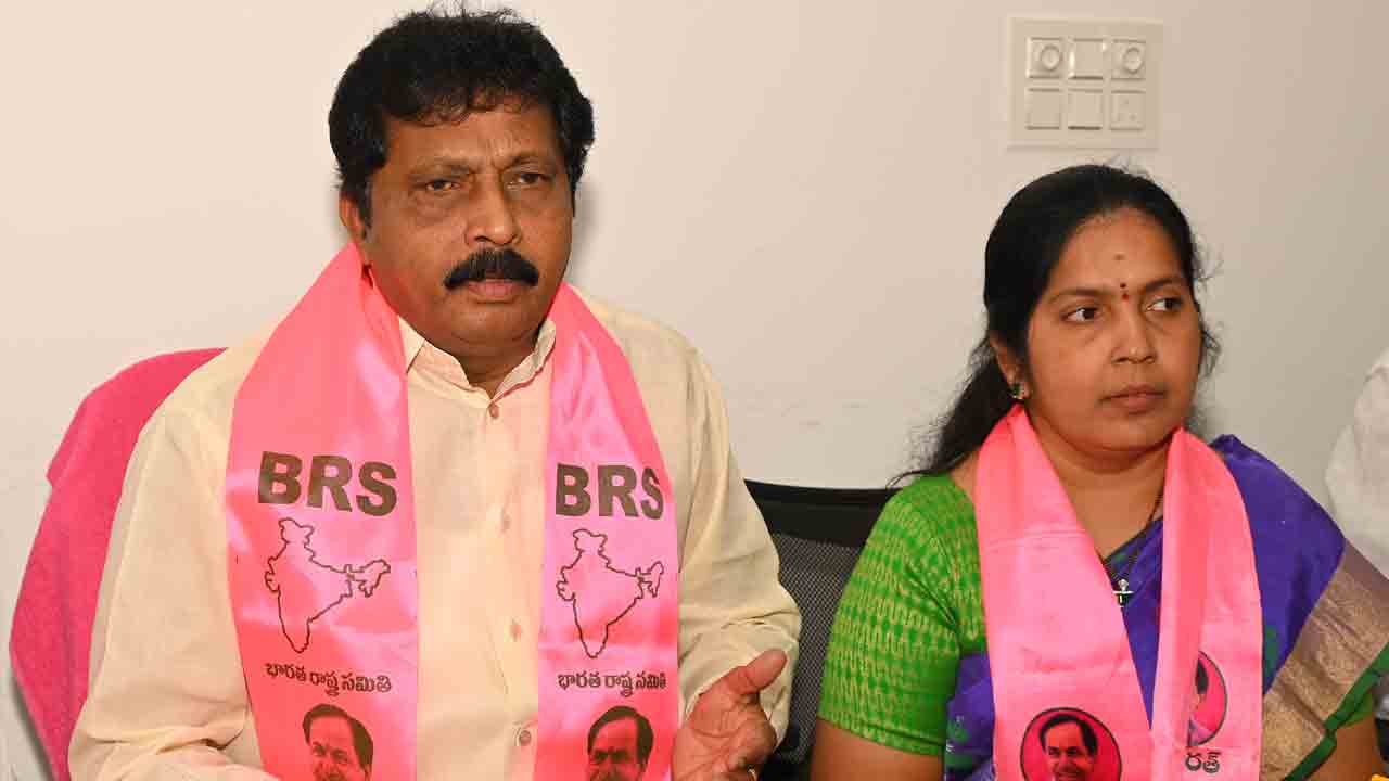 కోమటిరెడ్డీ.. నోరు అదుపులో పెట్టుకో